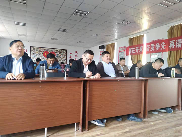 百煉成鋼、眾志成城—匯豐銷(xiāo)售精英國(guó)慶大練兵
